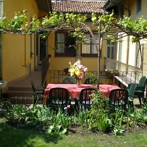 casa-mario-lupo.italymilanhotels.net/